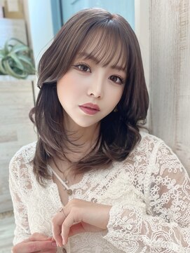 フロウ(Flow) （Flow）松尾篤 骨格や毛流れに合わせて作る似合わせ小顔ヘア