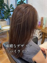 ラッフィスリール(Raffee Sourire)&nbsp;似合わせ白髪ぼかしハイライトデザイン