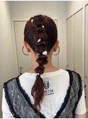 夏のヘアアレンジポニーテールヘアセットおくれ毛