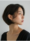 40代の横顔を輝かせるイヤリングボブ
