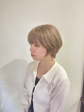 スウィープ 札幌大通(sweep) ★ハイトーンベージュのふんわり丸みショート★