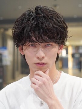 フィフス トウキョウ (fifth TOKYO) 波巻きパーマスパイラルパーマメンズマッシュ刈り上げショート