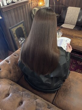 スリービー 首里 真嘉比(THREE BEE) 艶髪オイルストレート