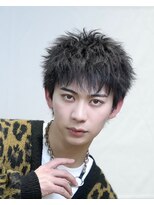 ネイビー(NAVY) ダウンバングでつくる、抜けすぎないスパイキーショート