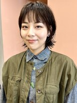 イギー(igggy)&nbsp;ミディアムパーマ　レイヤー　ウルフ　デジタルパーマ　前髪