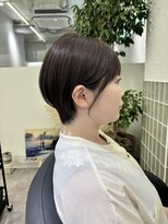ノーティー(NORTY)&nbsp;耳掛けくびれショート/タイトな丸みショート