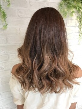 アンククロス 表参道(ANKH CROSS) ハイライトグラデーションカラー