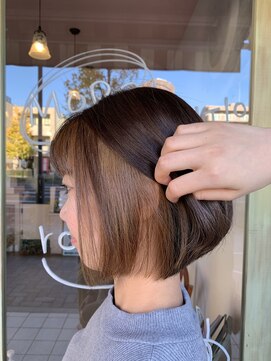 ルムーン(roomoon) 《フレーミングカラー/インナーカラー／ブリーチオンカラー》