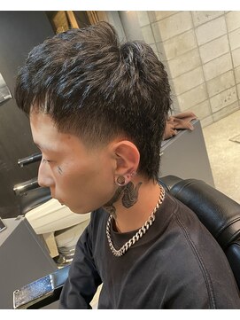 フランクスバーバーリザーブ 人形町店(FRANK’S BARBER RESERVE) 束間ショートマレット癖毛風パーマバーバースタイルS