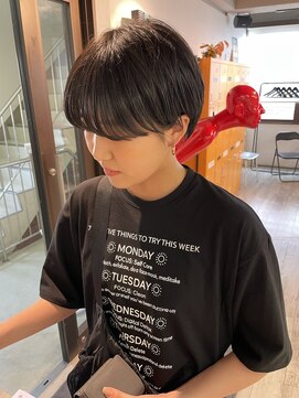 コワファーストナガサキシャンプーボーイ(COIFF1RST NAGASAKI SHAMPOO BOY) 大人可愛い20代30代40代黒髪前下がりショートボブ丸みショート◎