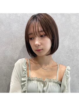 エジョン 八幡山店(Aejon) シルキーベージュ斜めバングチョコレートデザインカラー