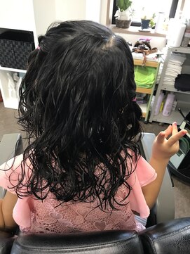 美容室 ラヴィエ キッズパーマ
