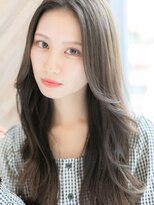 ローレン(LOREN)&nbsp;透明感のある黒髪/暗髪デジタルパーマ小顔フェミニンロング