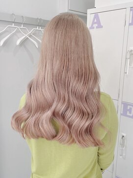 フウ(fuh) ベージュ/ミルクティーベージュ/ベージュカラー/艶ハイトーン