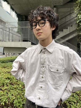 バズ ビー(BUZZ Bee)の写真/【梅田駅徒歩3分/22時まで営業】[カット￥3850]お得クーポン多数!トレンドを抑えた最旬スタイルで好感度UP★