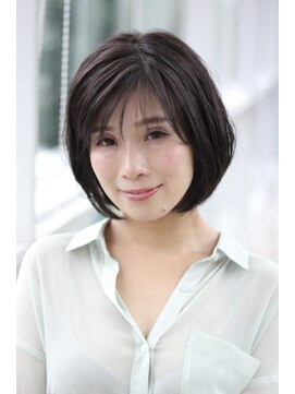 ミスエッセンス(MISS ESSENCE) 潤艶ウェットボブでセクシーボブ/ミスエッセンス竹下