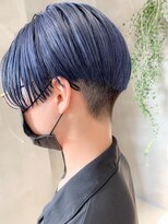 テトヘアー(teto hair)&nbsp;ネイビーカラー、刈り上げショート、ハンサムショート