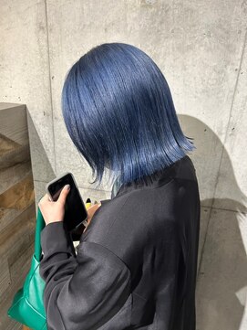 アンサム 下北沢店(UNSOME) 切りっぱなしボブ/外はねボブ/ブルーグレージュ/ブルーシルバー