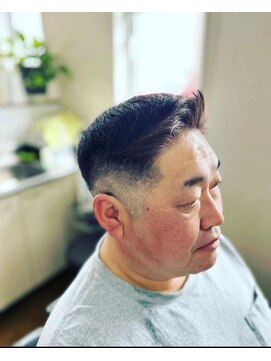 デザインヘア エーライン(A-Line) 50代60代大人かっこいいベリーショート刈り上げスタイル