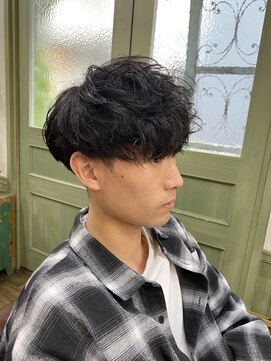 アットラブ バイ ベル(at'LAV by Belle) マッシュ、ニュアンスパーマ、刈り上げ、メンズ