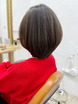 ミッシェル アフロート(michelle afloat) 20代30代40代50代60代立体綺麗髪Curves CutのCカーブカット
