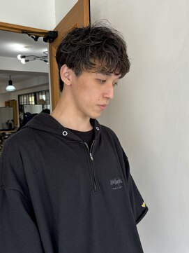 コミレ(COMILE) パーマ活かしたデザインカット