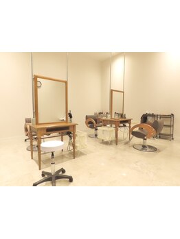 《イオンモール白山》キッズからシニアまで【カット2035円】で、誰でもお得に通える！当日予約もOK◎