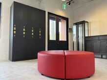 エデュース(EDUCE)の雰囲気（広々としたロビーを準備致しました）