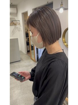 ハイク(HYKE) 骨格補正/切りっぱなしボブ/艶カラー