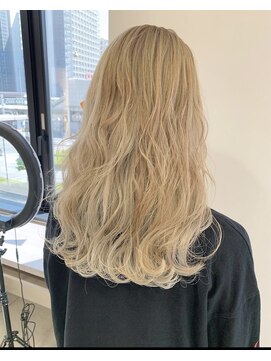 ミル バイ インスヘアー(MIRU by INCE HAIR) ロング×ハイベージュ