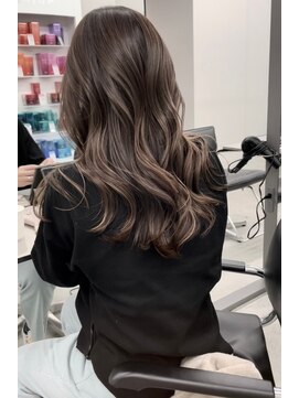 リリット(ReLit) くすみベージュマロンベージュホワイトブロンド細めハイライト