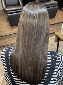 アシュレイ(ASHLEY)の写真/【福島駅◆徒歩3分】白髪を隠して『魅せる』を皆様にご体験していただきます☆ファーストグレイも◎