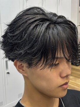 ルースト 京都四条大宮店(ROOST) シースルーフェザーショート