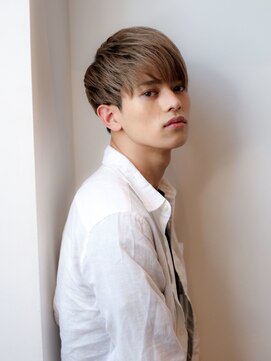 ヴィヴィ(VIVIE) サーフカールツーブロック刈り上げツシースルーラウンドマッシュ