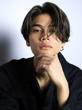 ルーシー 渋谷(LUCEY) センターパートフェザーパーマシャドウパーマメンズパーマ