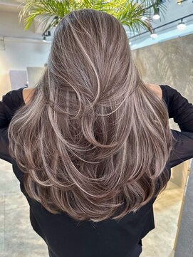 メリー オオサカ(Merly Osaka) ハイライト/似合わせカット