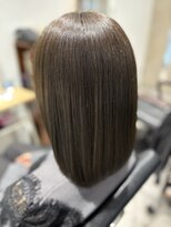 エスト(est)&nbsp;30代/40代髪質改善カラーで叶える透明感オリーブアッシュ