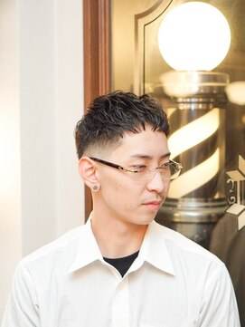 バーバーショップ ダリー(BARBERSHOP DALIE) 濡れパンスキンフェードクロップスタイル