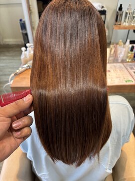 レフラム 獨協大学前店(le:fro:m) 髪質改善ストレート/縮毛矯正/30代40代50代/艶髪/獨協大学前