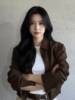 エイチ ウルフカット 大阪梅田(811)&nbsp;レイヤーボブヘアカラーバレイヤージュ50代くるみちゃんヘア