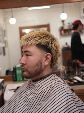 ザチョップショップ キチジョウジ(THE CHOP SHOP KICHIJOJI) テーパーフェードスキンフェードカットシェービング吉祥寺理容室