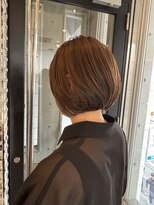 バディヘア ルーツ(BUDDY HAIR ROOTS)&nbsp;カジュアルさや女性らしさも際立つレイヤーショートボブスタイル