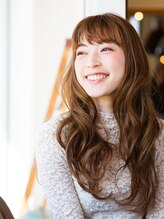 アメリエギャルソン 岩槻店(amelie et garcon) ベージュカラーのナチュラルウェーブ【amelie 岩槻】
