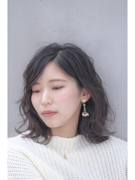 ナトゥーラ 豊田駅前店(Natura) Natura豊田駅前店 ナミハネモノトーン ｂｙ深見