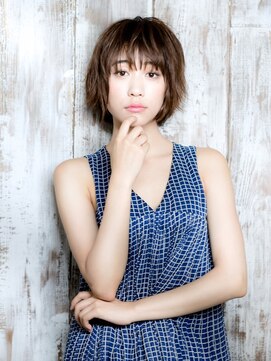 ティファ 銀座(Tiffa) シースルーバングヴェールウェーブ伸ばしかけ切りっぱなしボブ