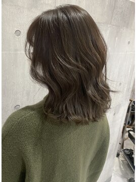 ペタリン(Petarin) ミディアムレイヤー×ブリーチカラー