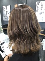 ディティール(Detail)&nbsp;自然な毛流れ×シークレットハイライトカラー