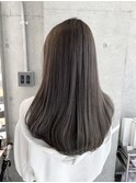 ダークグレー