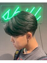 スキル(SKILL) センターパート/ニュアンスパーマ/メンズ縮毛矯正/パーマ落とし