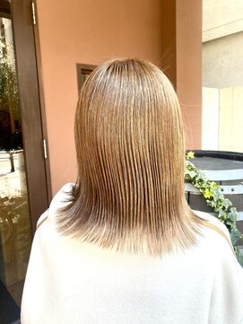 ココカラヘアー ニコ(cococara hair nico) ブリーチなしカラー/ハイトーン/ボブ/ミルクティーベージュ